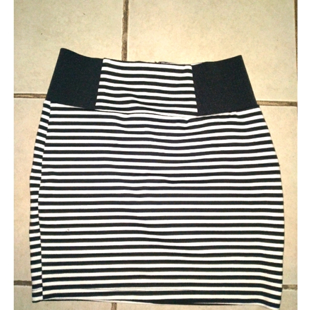 Black & White skirt